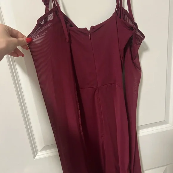 Edikted Mini Dress Off-Shoulder - Picture 4 of 5